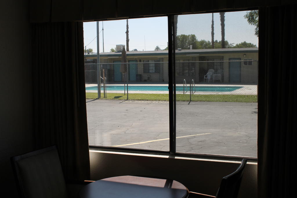 Indio Holiday Motel Εξωτερικό φωτογραφία