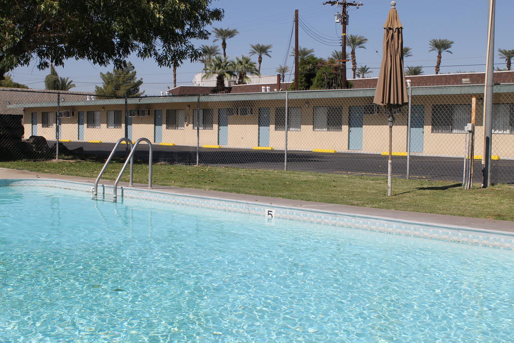 Indio Holiday Motel Εξωτερικό φωτογραφία